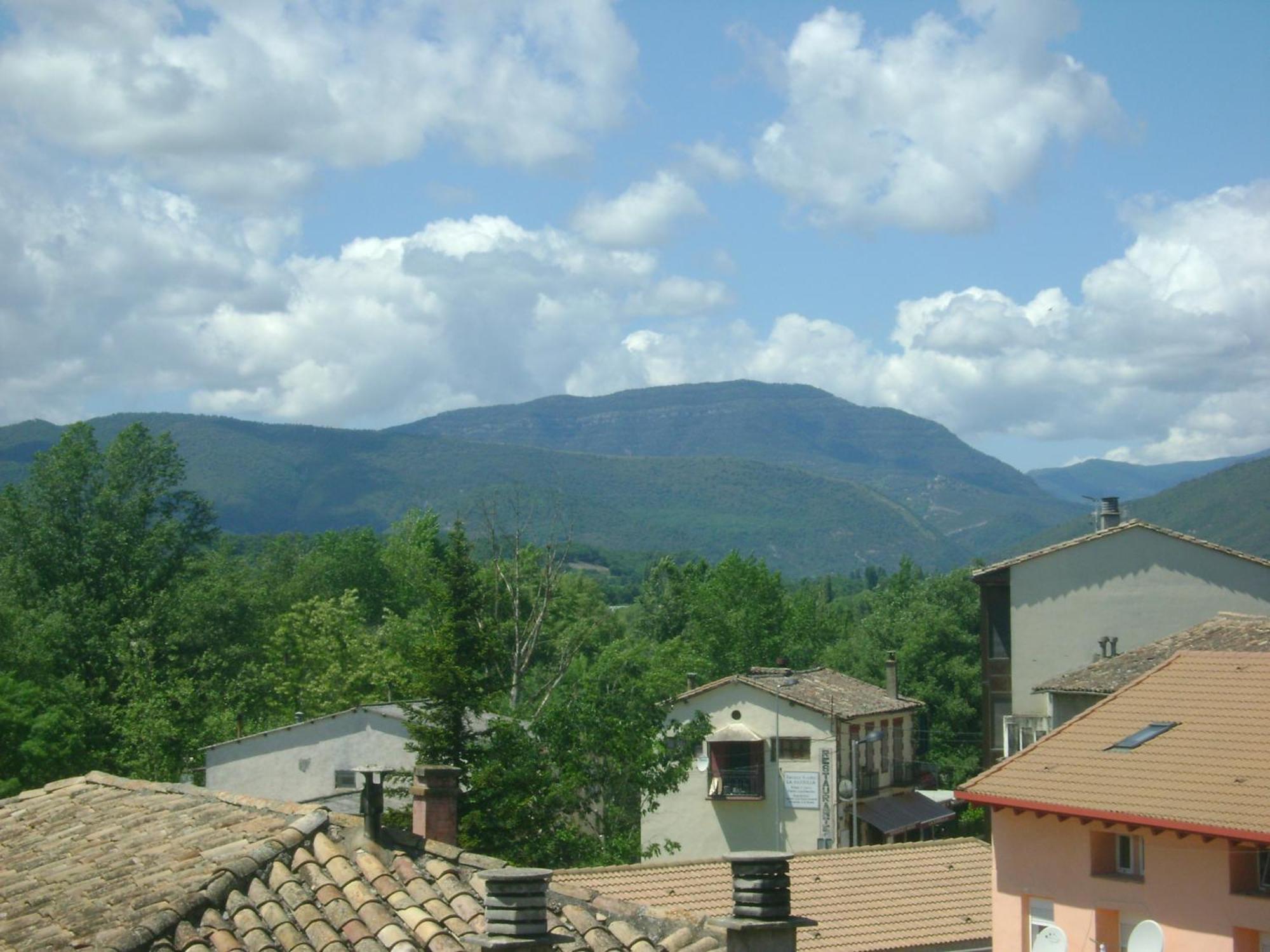 Hostal Pirineos אינסה מראה חיצוני תמונה