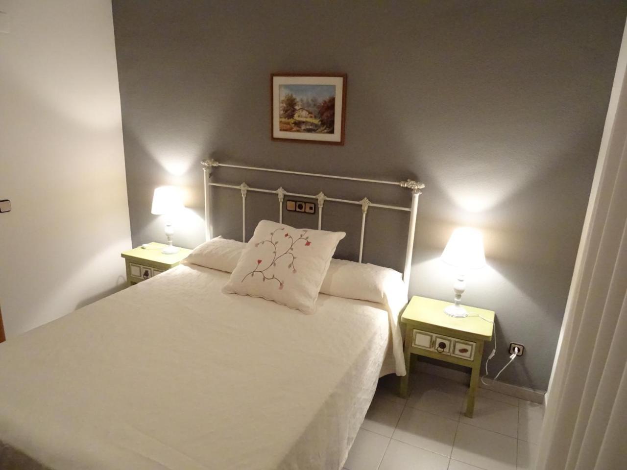 Hostal Pirineos אינסה מראה חיצוני תמונה